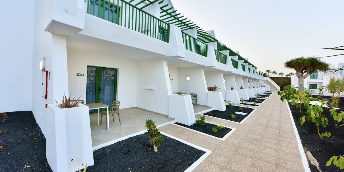 Triple superior vista piscina Hotel MYND Yaiza Lanzarote Triple superior vista piscina Hotel MYND Yaiza Lanzarote