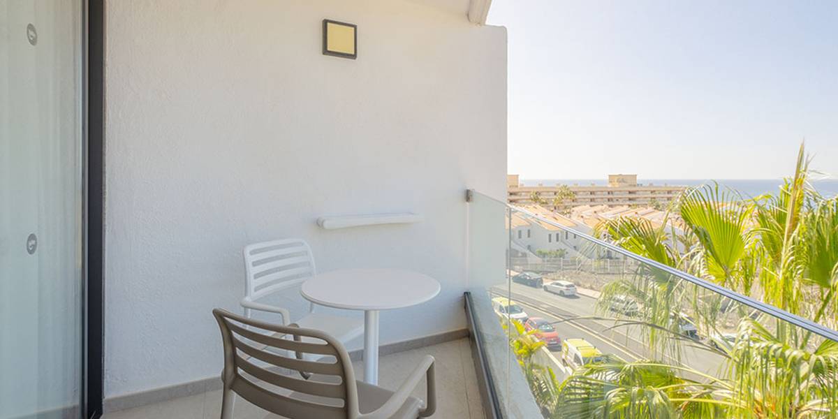 Doppelzimmer mit teilweisem meerblick Hotel MYND Adeje Teneriffa Doppelzimmer mit teilweisem meerblick Hotel MYND Adeje Teneriffa