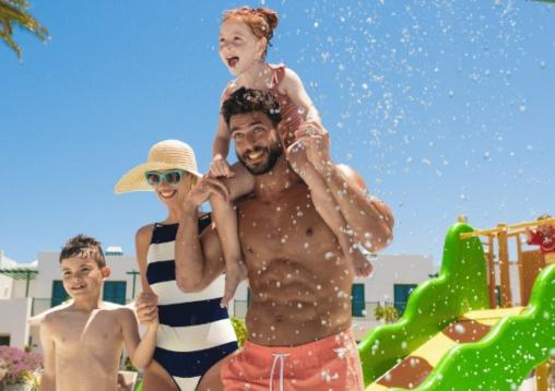 Mit der Familie reisen, ohne sich selbst aus den Augen zu verlieren (ja, das ist möglich) MYND Hotels Mit der Familie reisen, ohne sich selbst aus den Augen zu verlieren (ja, das ist möglich) MYND Hotels