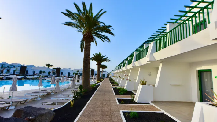 Doble superior vista piscina Hotel MYND Yaiza Lanzarote Doble superior vista piscina Hotel MYND Yaiza Lanzarote