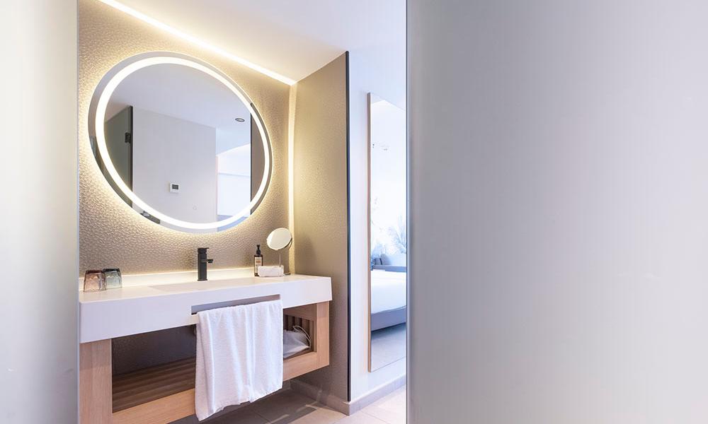 Doppelzimmer mit teilweisem Meerblick Hotel MYND Adeje Teneriffa Doppelzimmer mit teilweisem Meerblick Hotel MYND Adeje Teneriffa