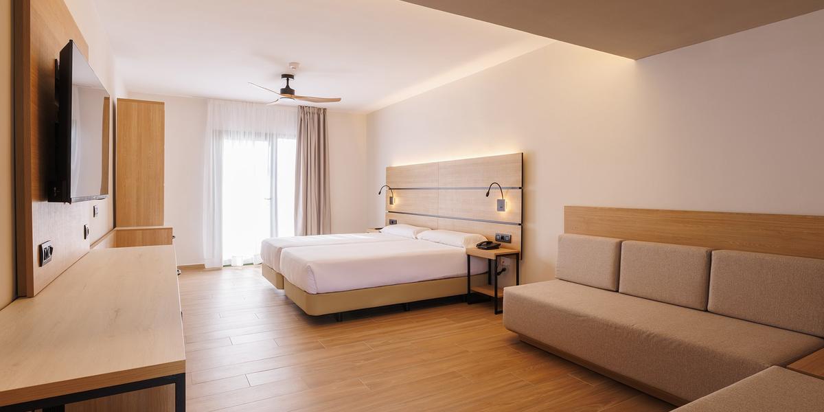 Suite Junior avec vue sur la piscine Hotel MYND Yaiza Lanzarote Suite Junior avec vue sur la piscine Hotel MYND Yaiza Lanzarote